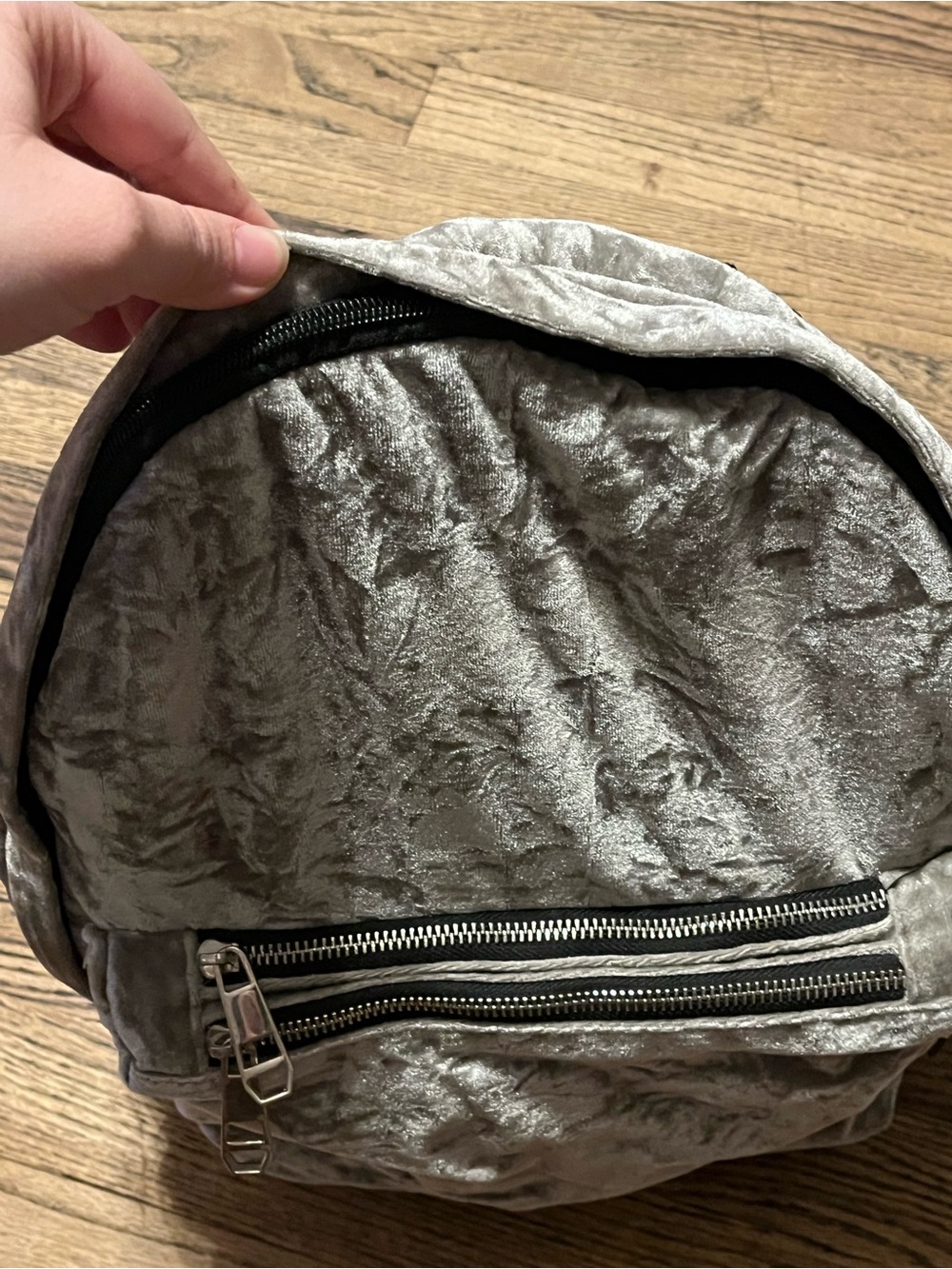 Madden Girl Silver Velvet Backpack - Picture 5 of 8
